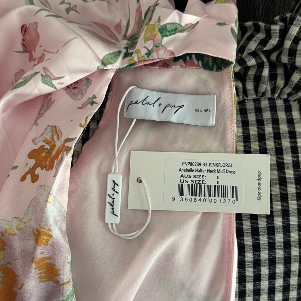 PETAL & PUP ANABELLE HALTER NECK MIDI DRESS - PINK FLORAL SIZE L - Picture 9 of 12